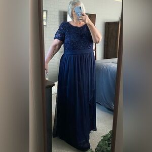 R&M RICHARDS MOB WEDDING OR FORMAL GOWN - 18W